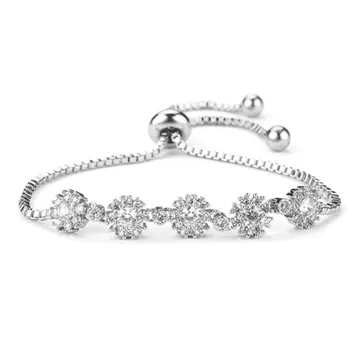 Bracelet floral ton argenté à cristaux