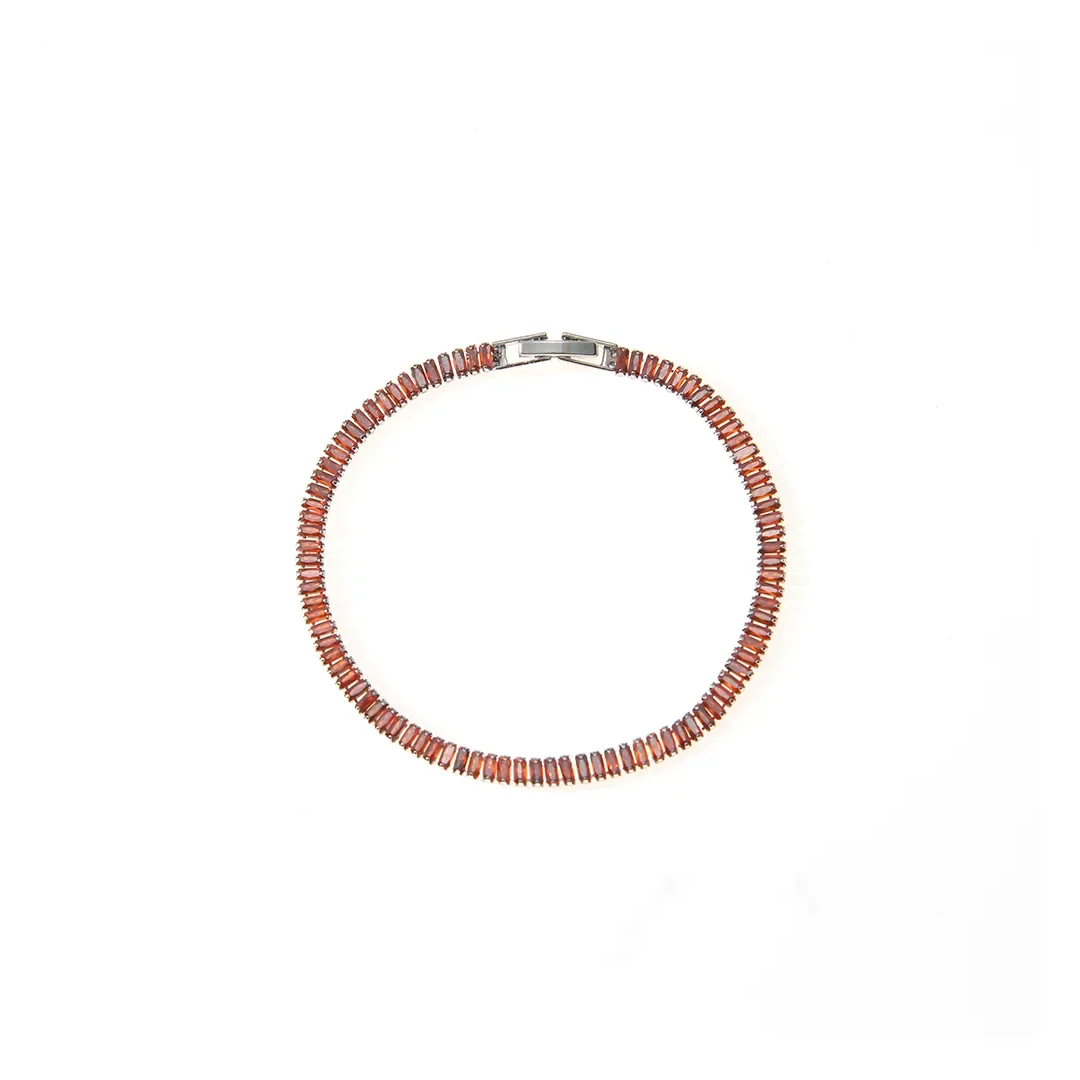 Bracelet à ligne de cristaux couleur rubis