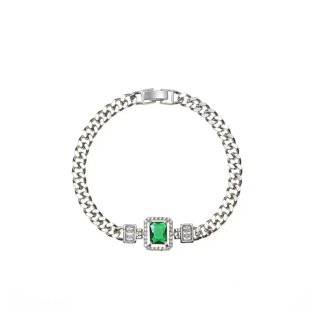 Bracelet à maillons et centre carré vert